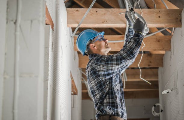 Best 24-Hour Electrician  in Toppenish, WA