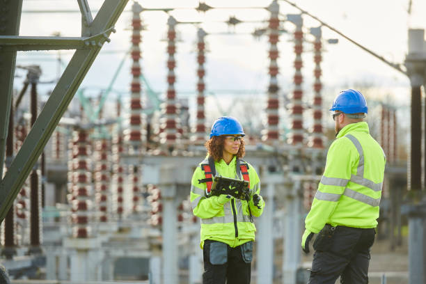 Best Electrical Outlet Repair  in Toppenish, WA
